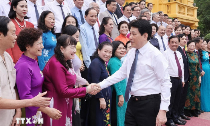 Chủ tịch nước: Mỗi người hãy coi học tập là quyền lợi, trách nhiệm, nghĩa vụ