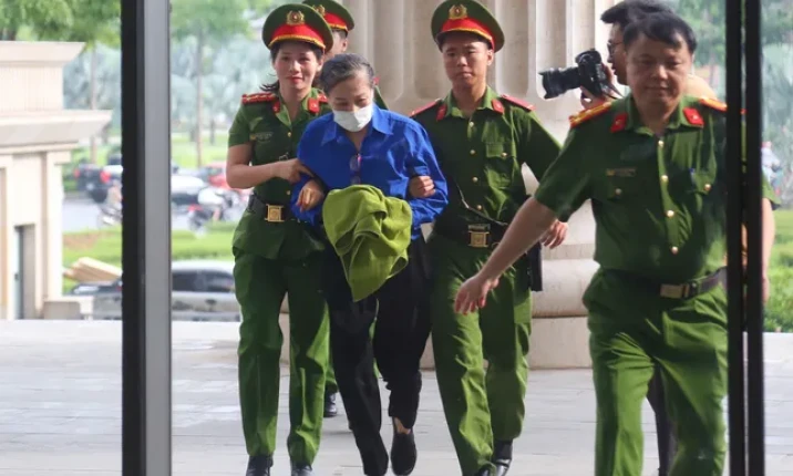 Cựu Bí thư Tỉnh ủy Hoàng Thị Thúy Lan bị tuyên phạt 14 năm tù, Chủ tịch Tập đoàn Phúc Sơn 30 năm tù