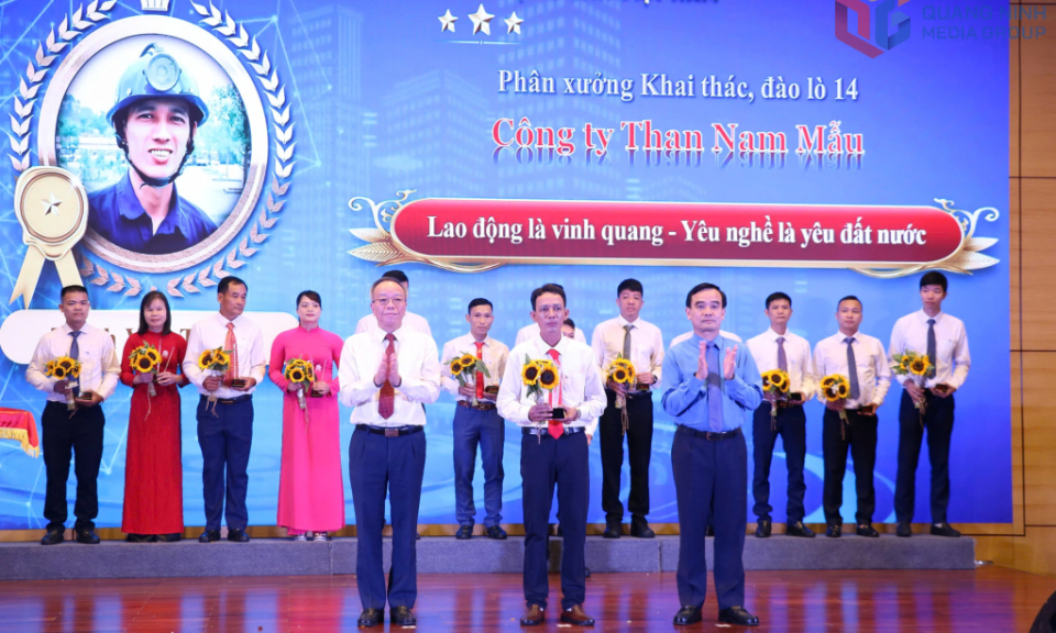 Vinh danh 220 đảng viên công nhân lao động tiêu biểu ngành Than