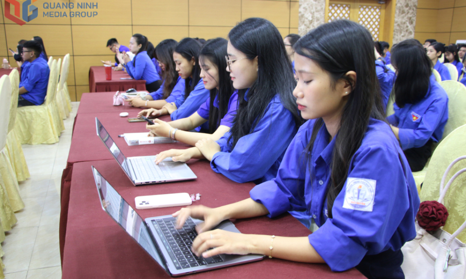 Tập huấn ứng dụng trí tuệ nhân tạo (AI) trong công tác Đoàn - Hội - Đội