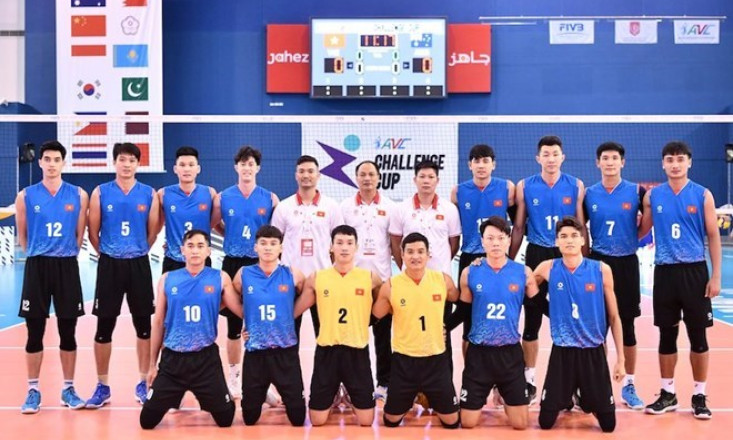 Tuyển bóng chuyền nam Việt Nam giành hạng ba chặng 1 SEA V.League 2025