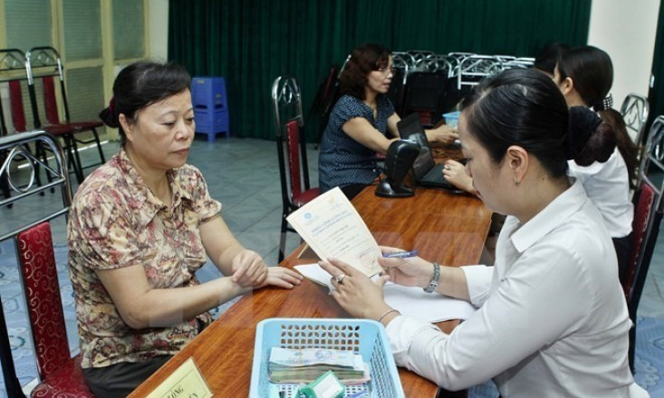 Hướng dẫn thủ tục để nhận trợ cấp hưu trí xã hội với người từ 75 tuổi trở lên 