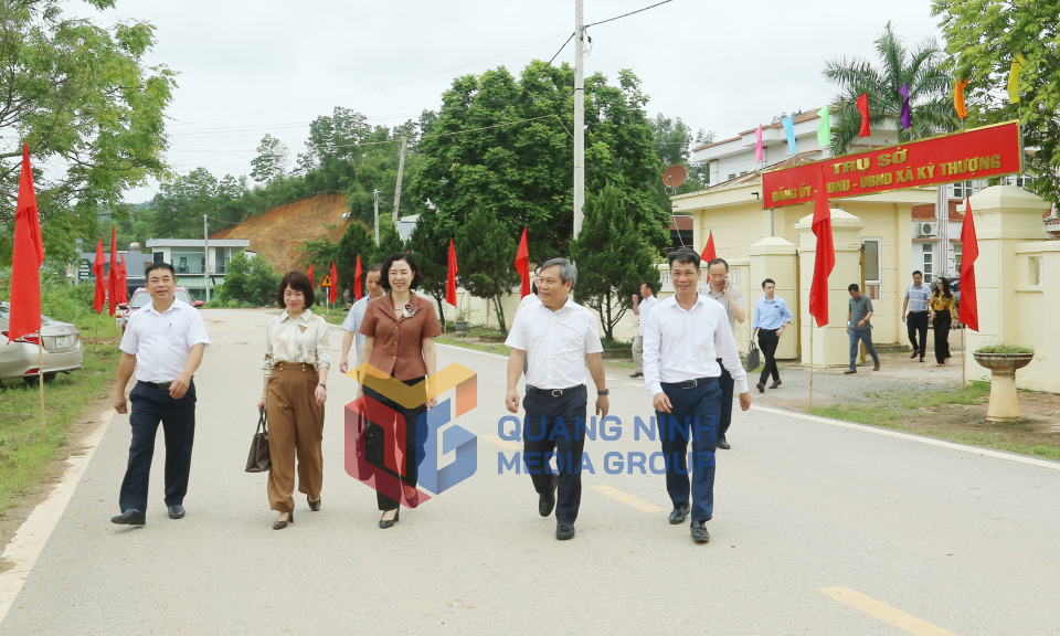Bí thư Tỉnh ủy Vũ Đại Thắng kiểm tra công tác vận hành mô hình chính quyền địa phương 2 cấp tại xã Kỳ Thượng, tháng 7-2025
