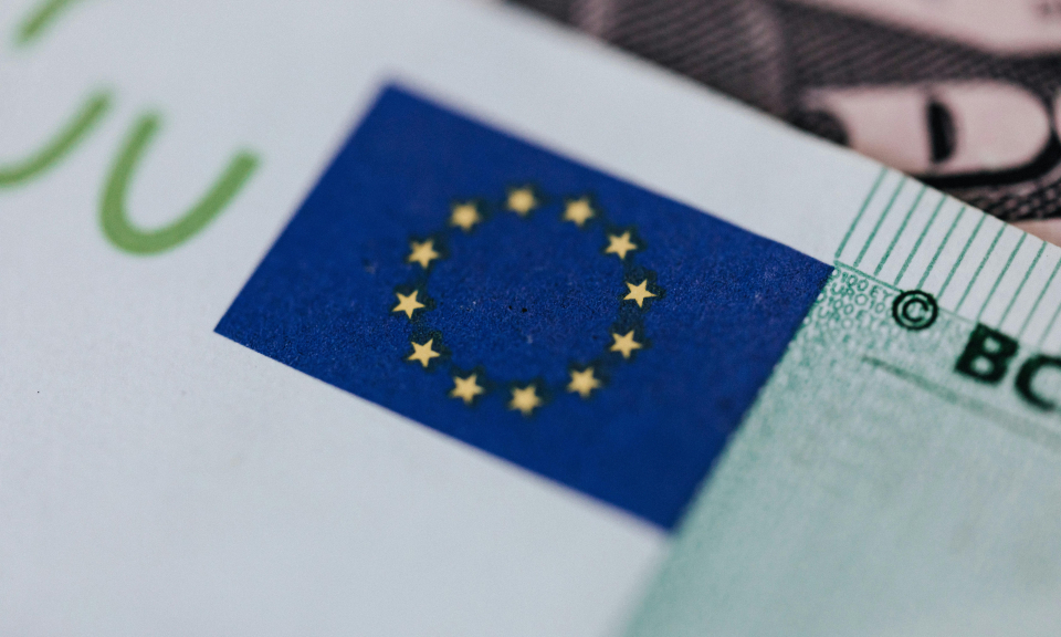 EU trừng phạt thêm tổ chức và cá nhân của Nga