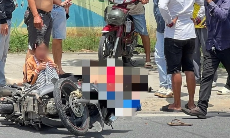 Tông xe khi chở con gái đi khám bệnh, hai vợ chồng thiệt mạng