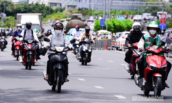 Miền Bắc, miền Trung nắng nóng gay gắt, nhiệt cao trên 38 độ