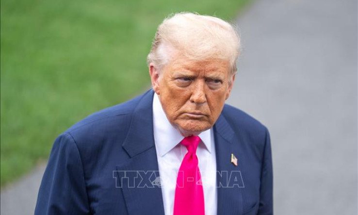 Tổng thống Trump sẽ tiếp tục gửi thư thông báo đến hơn 150 nước