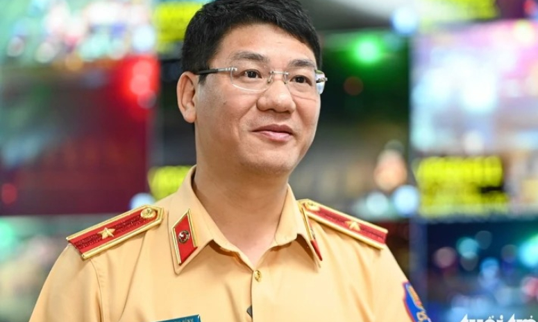 Công bố số điện thoại của cục trưởng Cảnh sát giao thông để người dân phản ánh bất cập