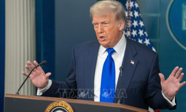 Tổng thống Mỹ Donald Trump bị suy tĩnh mạch