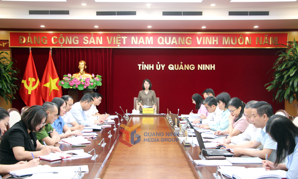 Thường trực Tỉnh ủy duyệt nội dung Đại hội Đảng bộ phường Quang Hanh và phường Cửa Ông