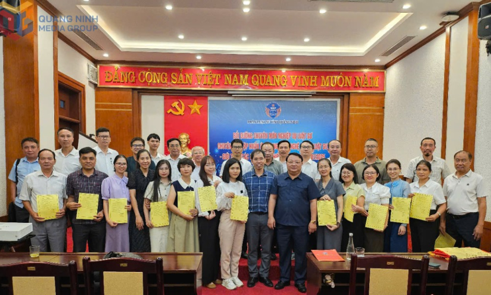 Tập huấn ứng dụng công nghệ AI và cập nhật luật mới có hiệu lực từ 1/7/2025