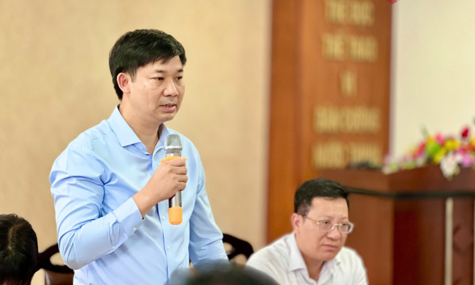 Tỉnh Quảng Ninh đặt ưu tiên cao nhất cho công tác cứu hộ tàu bị đắm trên vịnh Hạ Long