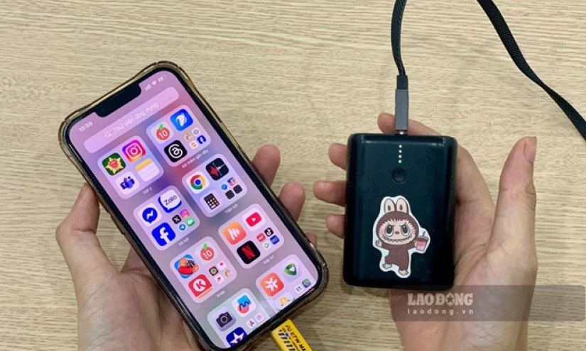 Điện thoại pin 8.500 mAh sắp ra mắt có thể kết thúc kỷ nguyên của sạc dự phòng