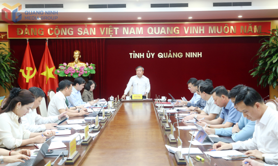Giao ban Thường trực Tỉnh ủy