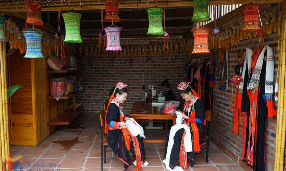 Phát triển các nghề, sản phẩm truyền thống