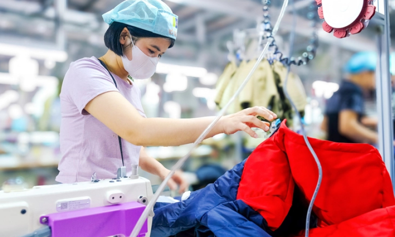 Bộ Nội vụ đề xuất không xóa bỏ, cắt giảm tiền lương khác khi tăng lương tối thiểu