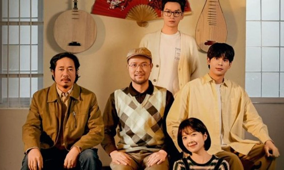 Dự án phim remake gây tranh cãi nhưng vẫn hút khán giả