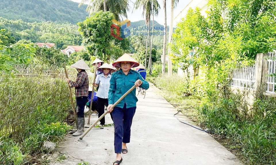 Những người có uy tín vùng đồng bào dân tộc thiểu số