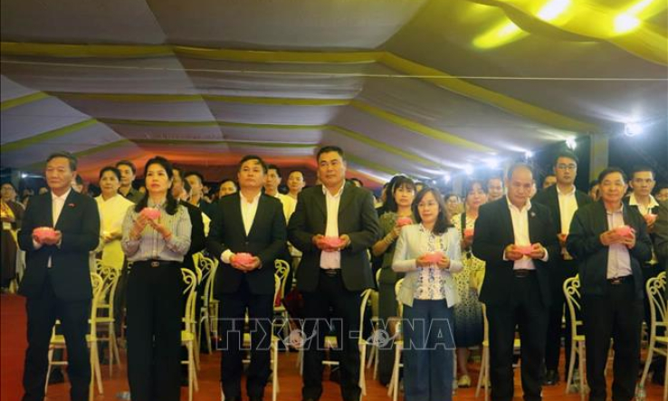 Ngày Thương binh - Liệt sĩ 27/7: Tình hữu nghị Việt - Lào trong đêm tri ân các anh hùng, liệt sĩ tại Xiengkhouang
