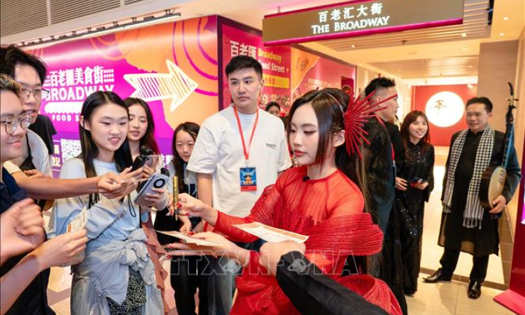 Phương Mỹ Chi và hành trình đưa âm nhạc Việt tỏa sáng tại chung kết Sing! Asia
