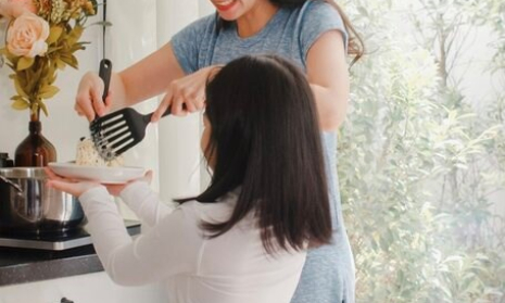 15 lời khuyên giúp các bà mẹ luôn khỏe mạnh khi chăm sóc gia đình