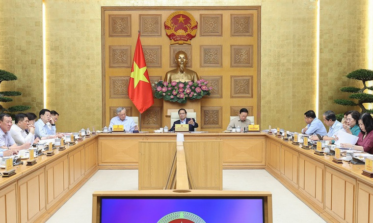 Chính phủ sẽ họp hằng tuần đến khi chính quyền địa phương 2 cấp vận hành thông suốt, trơn tru, toàn diện