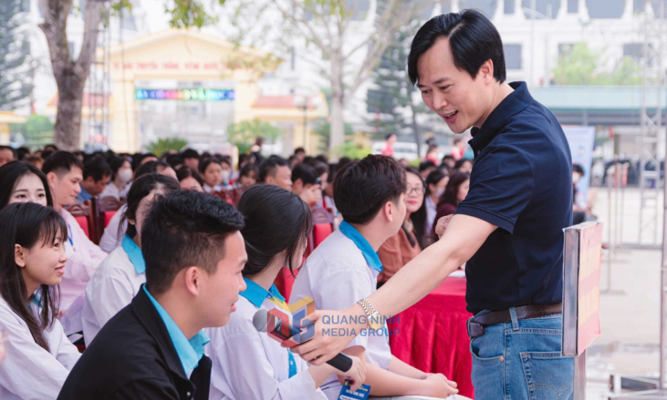 Đào tạo nguồn nhân lực gắn với giải quyết việc làm