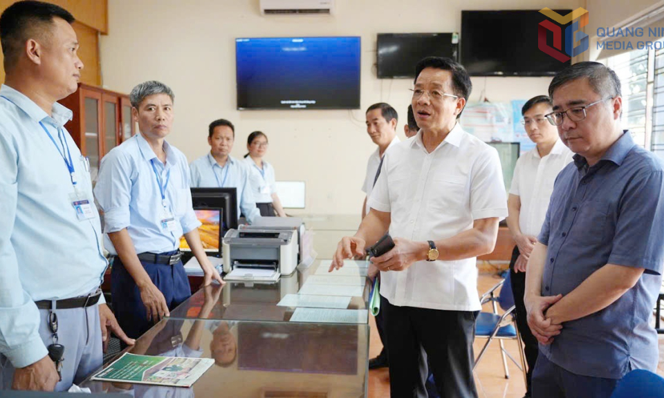 Xây dựng đội ngũ cán bộ đáp ứng yêu cầu giai đoạn mới
