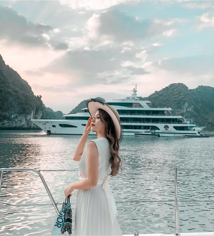 Ch&ugrave;a Hoa Y&ecirc;n