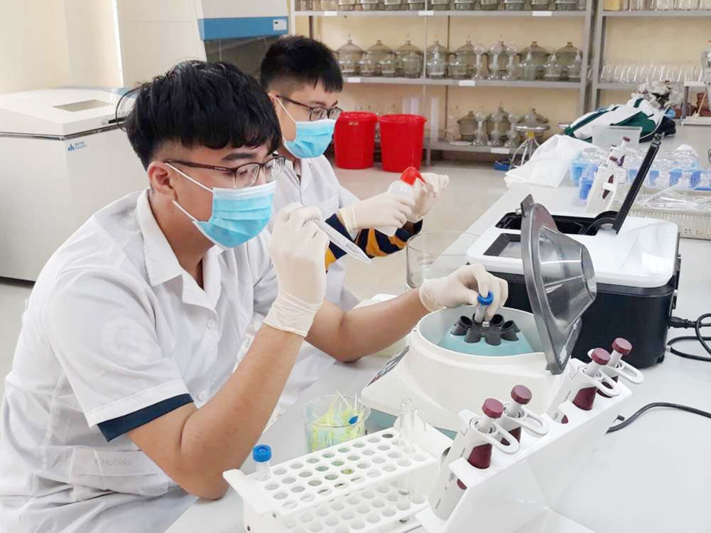 Ảnh với chú thích