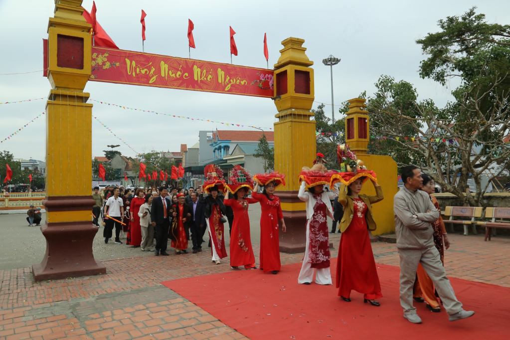 Ảnh với chú thích
