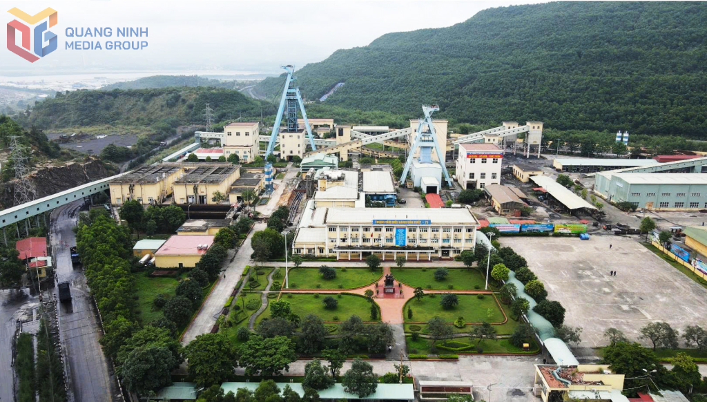 Công ty CP Than Hà Lầm xây dựng mô hình “Mỏ xanh, mỏ hiện đại, mỏ ít người”, hướng tới phát triển bền vững gắn với bảo vệ môi trường và chuyển đổi số trong khai thác than.