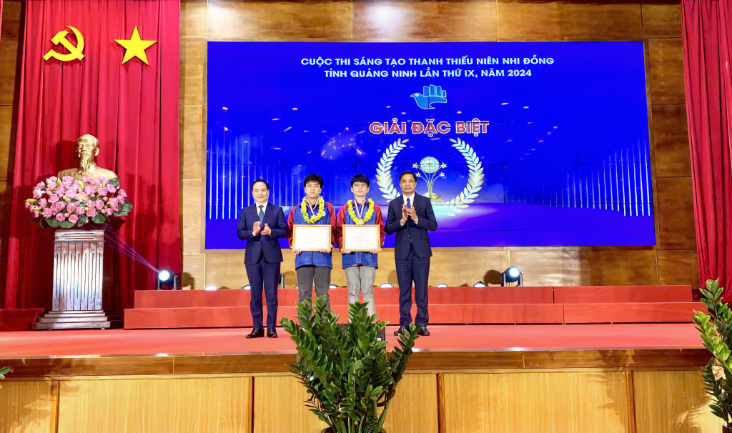 Phần mềm PLANTSR- Giải pháp AI chăm sóc và phát hiện bệnh hại trên cây ổi của học sinh Trường THPT Chuyên Hạ Long đạt giải Đặc biệt của Cuộc thi Sáng tạo TTNNĐ tỉnh Quảng Ninh lần thứ IX, năm 2024.