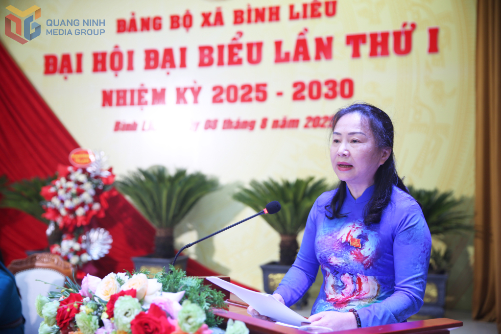 Đồng chí Vi Ngọc Bích, Ủy viên Ban thường vụ Tỉnh ủy, Phó Chủ tịch Thường trực UBND tỉnh phát biểu chỉ đạo tại Đại hội.