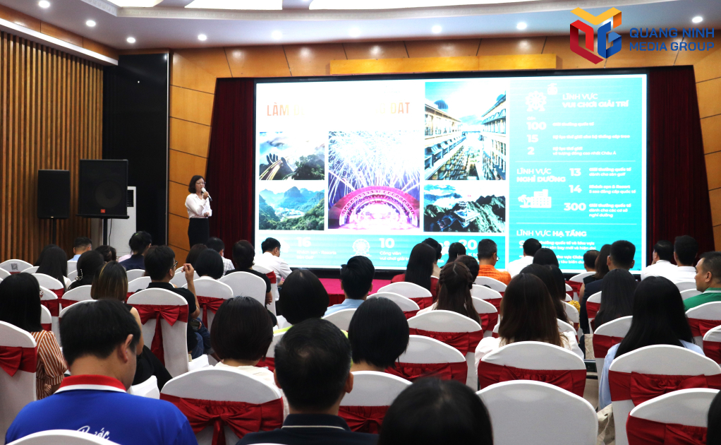 Quang cảnh chương trình giới thiệu du lịch Quảng Ninh.