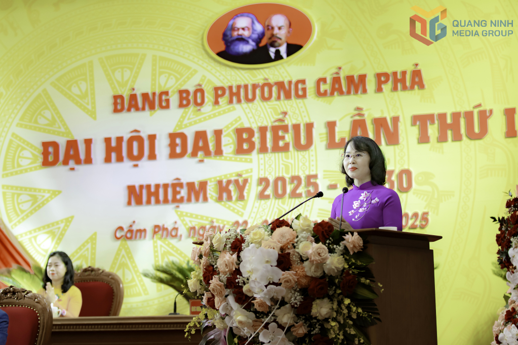 Đồng chí Trịnh Thị Minh Thanh, Phó Bí thư Thường trực Tỉnh ủy, Chủ tịch HĐND tỉnh, phát biểu chỉ đạo đại hội.