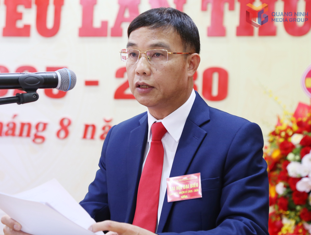 Đồng chí Lưu Thanh Phương, Bí thư Đảng ủy phường Hà An, phát biểu tại đại hội