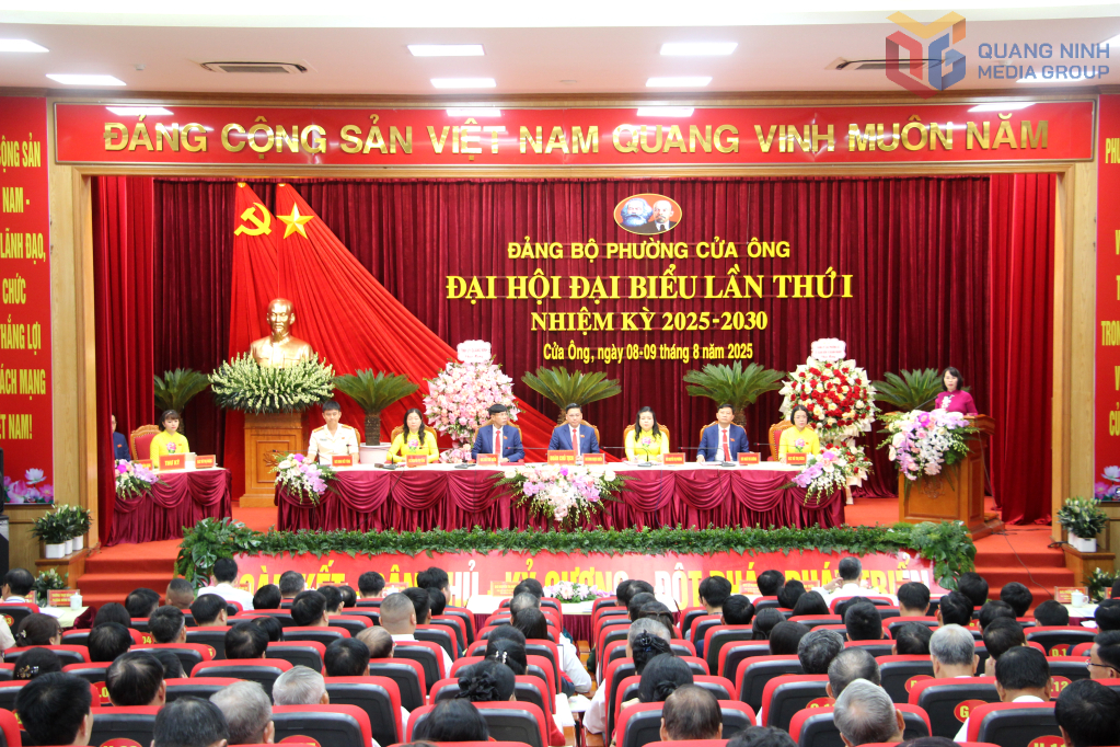Quang cảnh đại hội.