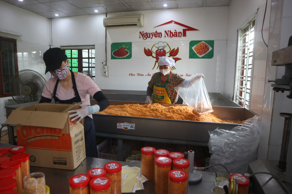 Ảnh với chú thích