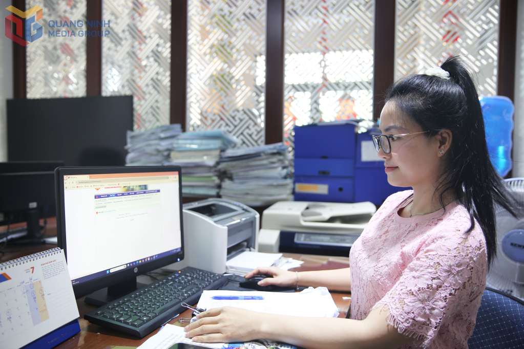 Doanh nghiệp theo dõi thông tin thuế và thực hiện nộp thuế online.