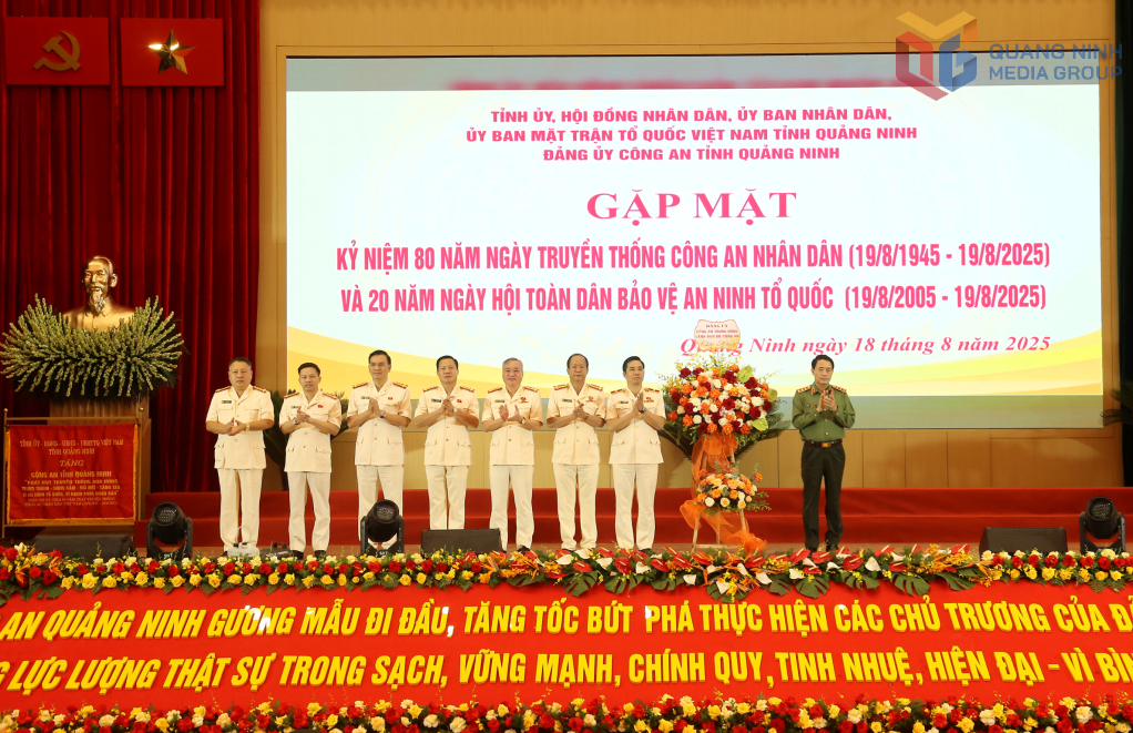 Đảng ủy Bộ