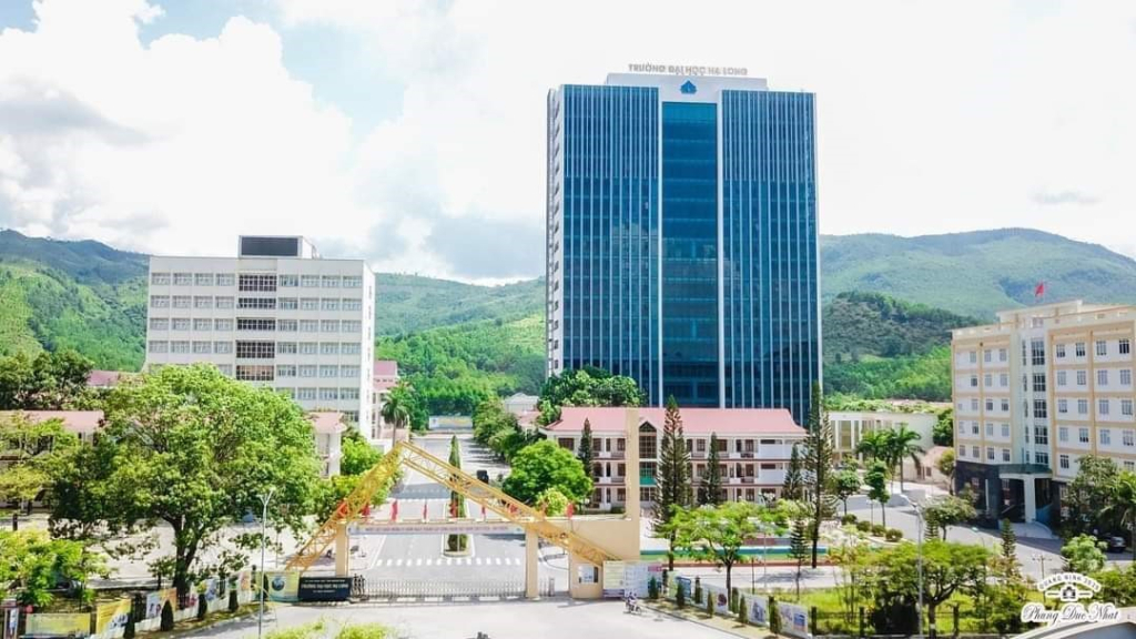 Đại học Hạ Long khẳng định uy tín và sức hấp dẫn ngày càng lớn