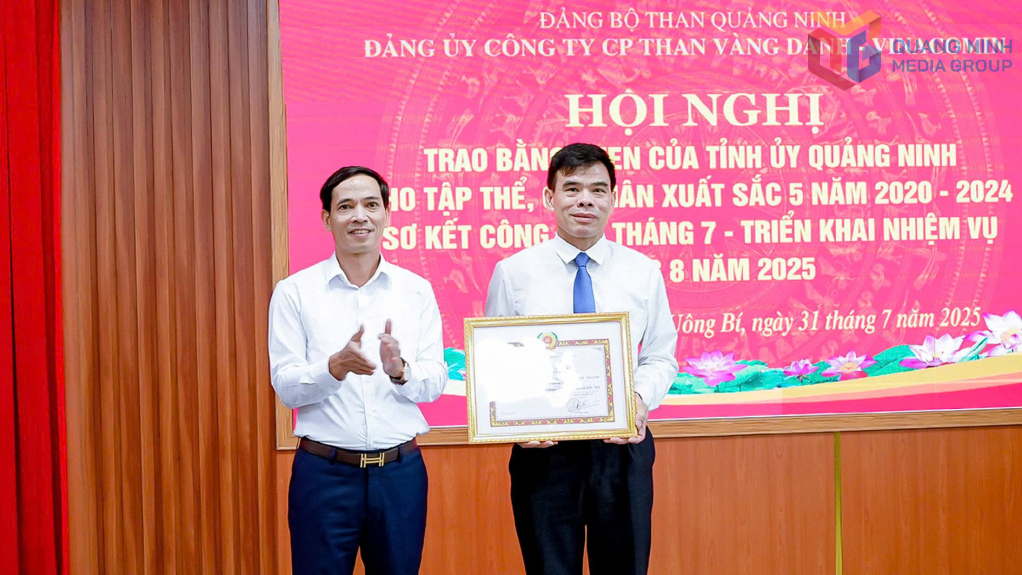 Chi bộ phân xưởng K1 được nhận Bằng Khen của Tỉnh uỷ Quảng Ninh.