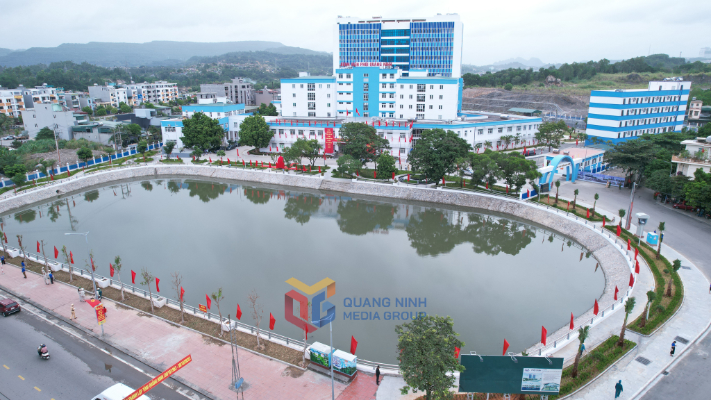 Ảnh với chú thích