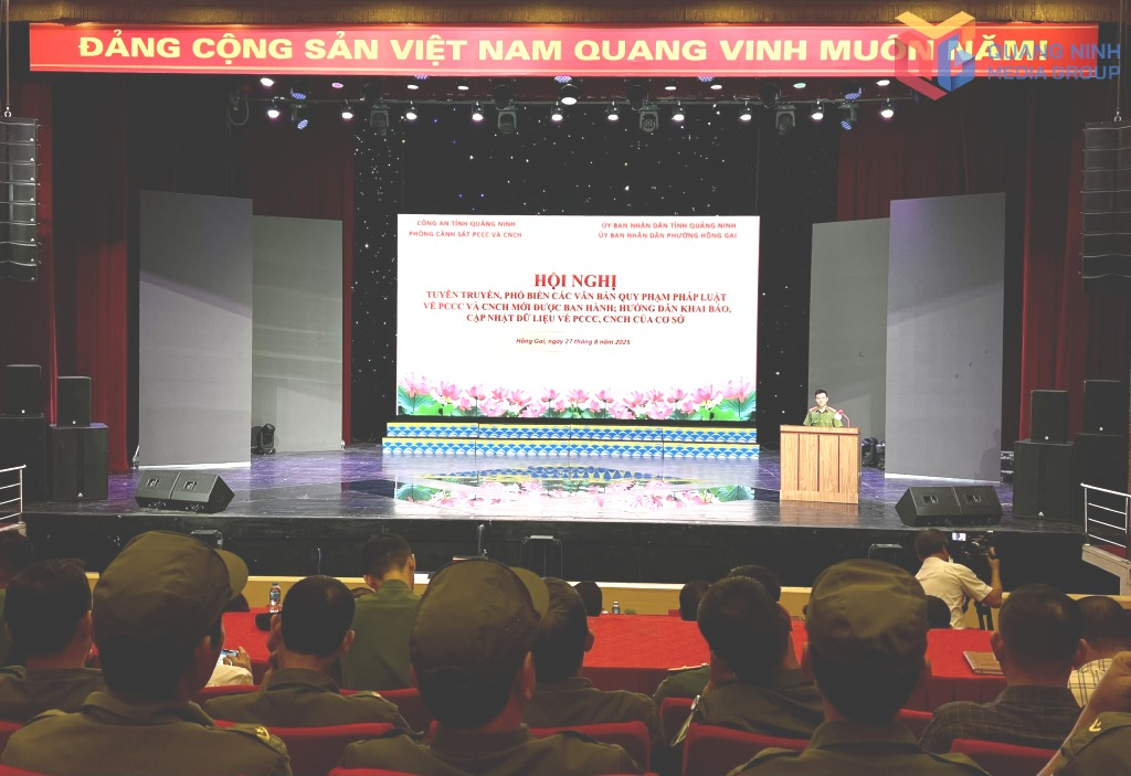 Hội nghị tuyên truyền, phổ biến pháp luật về PCCC&CNCH tại phường Hồng Gai.