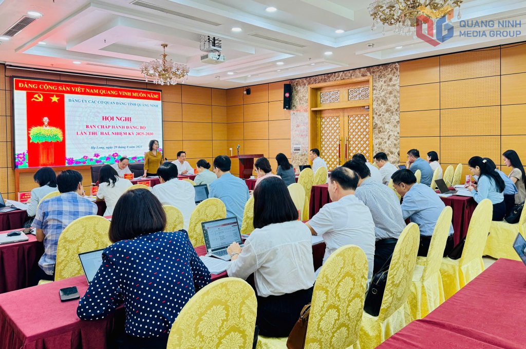 Quang cảnh hội nghị.