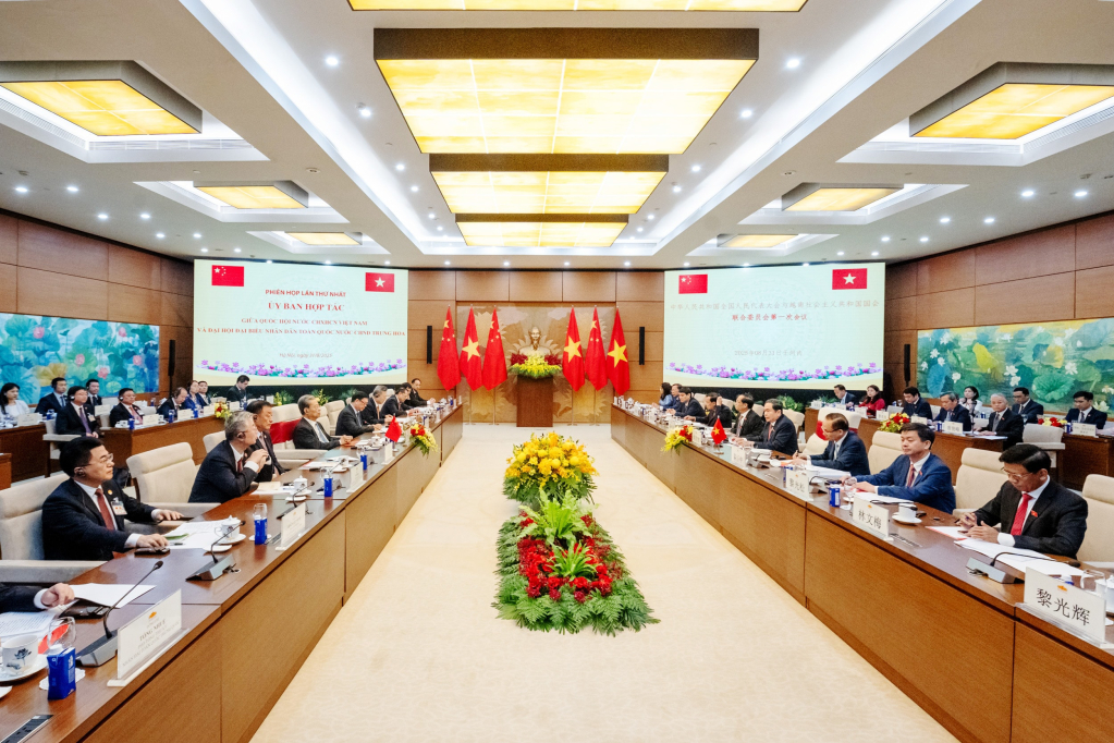 Phiên họp lần thứ nhất Ủy ban hợp tác giữa Quốc hội Việt Nam và Nhân đại toàn quốc Trung Quốc.