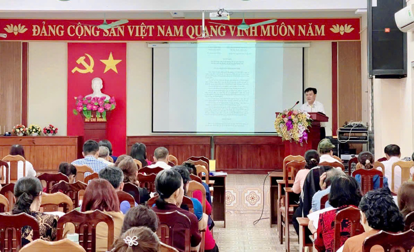 Đoàn Luật sư tỉnh phối hợp cùng Hội Nông dân tỉnh tổ chức hội nghị tuyên truyền chính sách đền bù giải phóng mặt bằng, hỗ trợ tái định cư khi Nhà nước thu hồi đất, tháng 4/2025. Ảnh: Đoàn Luật sư tỉnh
