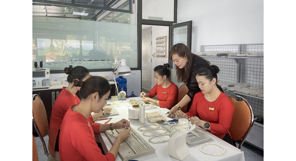 Ảnh với chú thích