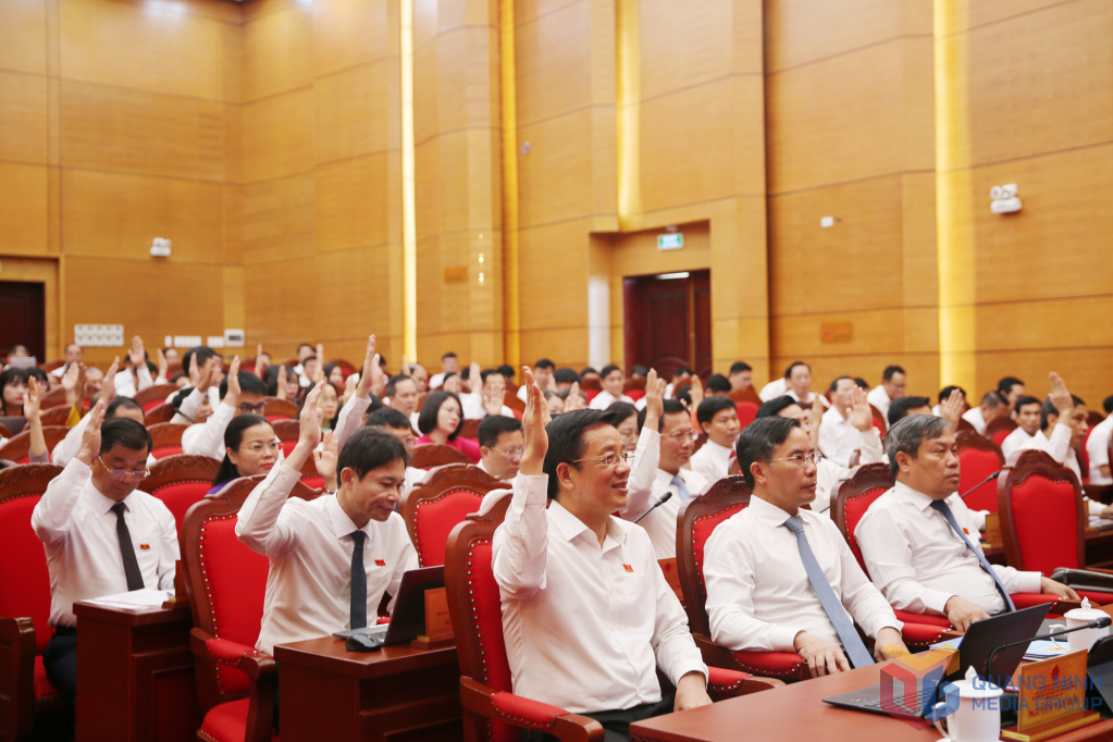 Ảnh với chú thích